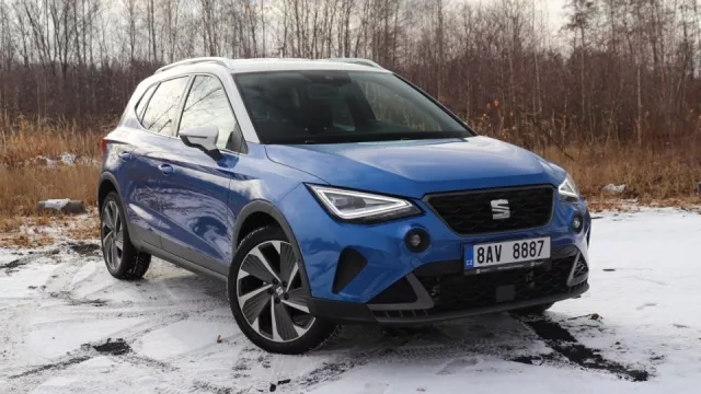 Test Seat Arona 1.0 TSI: S drobnou Španělkou se dobře žije dnem i nocí