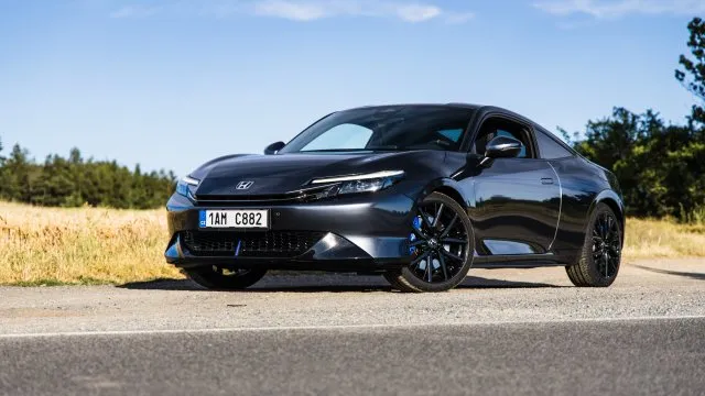 Když je podvozek víc než motor. Tohle kupé budete milovat v zatáčkách, pokud vás přesvědčí v ceníku