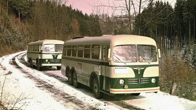 Retro: Horský autobus Karosa T 500 HB se moc neosvědčil. Místo do zatáčky jezdil rovně