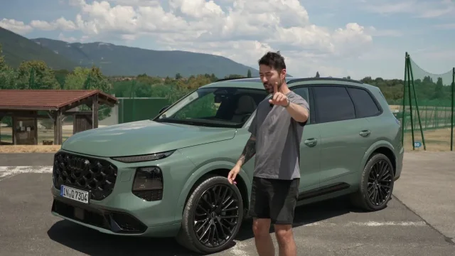Silná nafta pod kapotou, interiér jako luxusní obývák. Hrubis prozkoumal nové Audi Q7