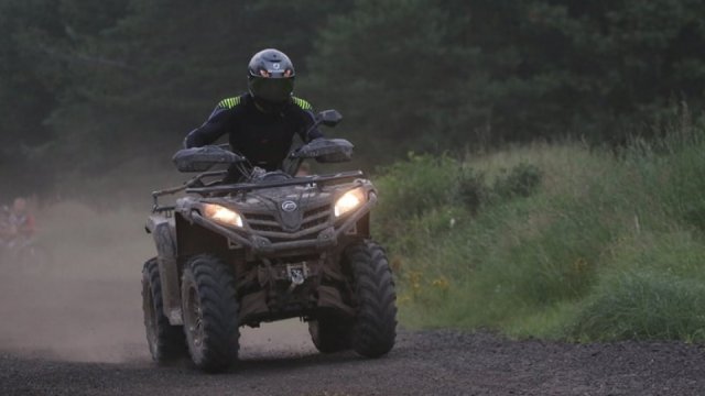 Test čtyřkolky CFMOTO Gladiator X520 z pohledu nováčka: Parťák pro práci i zábavu