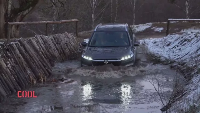 Ve středečním Autosalonu budeme vláčet auta bahnem. A vyzkoušíme kamion, který jezdí skoro sám