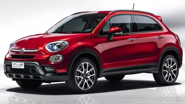 Další novinka z Paříže: Fiat 500X