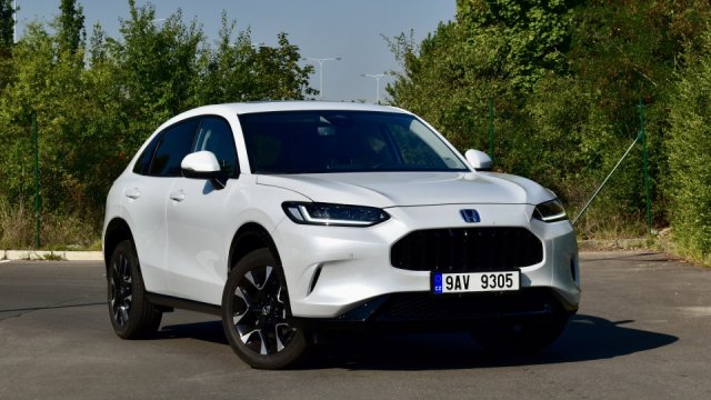 Honda dál šokuje Evropu, na trh chrlí jedno auto roku za druhým. Nové kompaktní SUV má minimum chyb