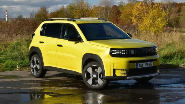 Stylovější auto za takhle rozumný peníz se bude hledat špatně. Velká Panda se fakt povedla