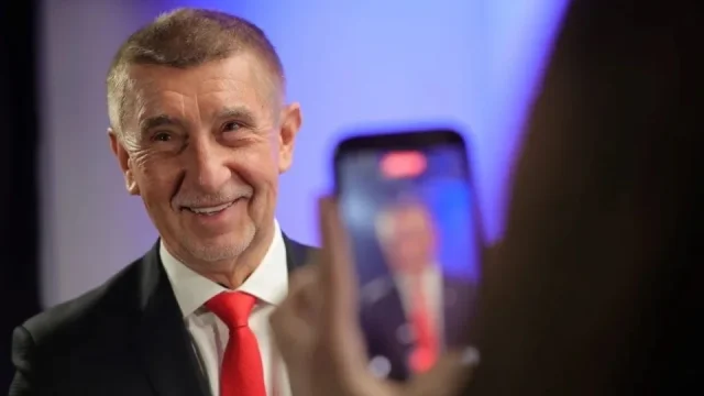 Komentář: Andrej Babiš vydělá na novém státním nařízení. Jeho benzinka nemusí tolik omezovat marži