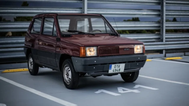 Některé ojetiny mají v Česku STK na pět let. Musí mít ovšem speciální registrační značku