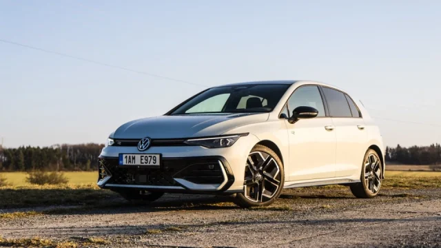 Stylový, úsporný, dynamický a za akční cenu: Tenhle Volkswagen Golf je ideální auto pro život