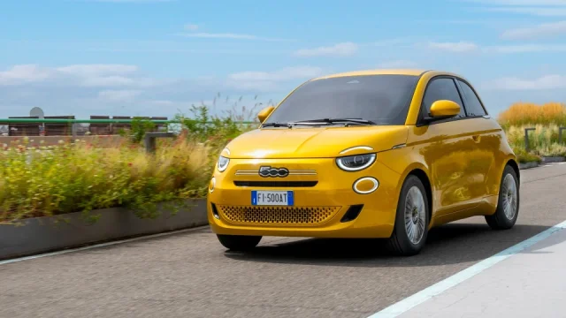 Fiat v Česku nabídne nové auto pod 5000 korun měsíčně. Bojuje tak proti špatným výsledkům