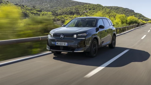 Nový Citroën C5 Aircross vsadil na design a pověstné pohodlí. Českým SUV může zatopit i cenou