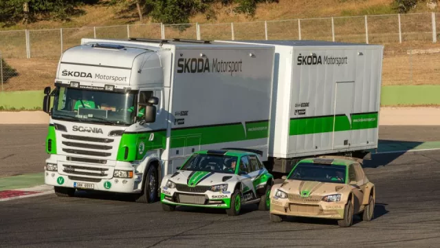 Servisní kamion pro Škoda Motorsport