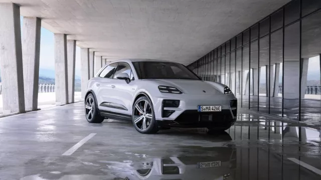 Také Porsche už brzdí s elektromobilitou a opět začíná poslouchat přání svých zákazníků