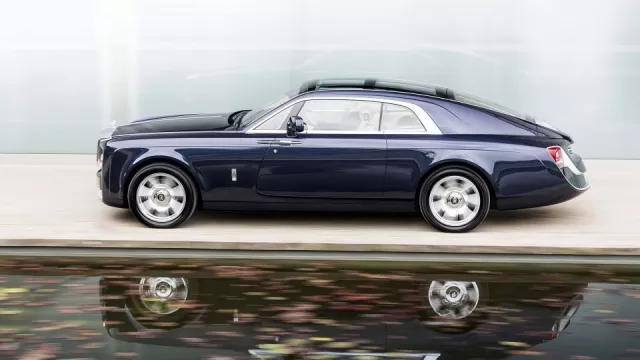 Nejdražší auto světa. Rolls-Royce ohromil unikátem za stamiliony