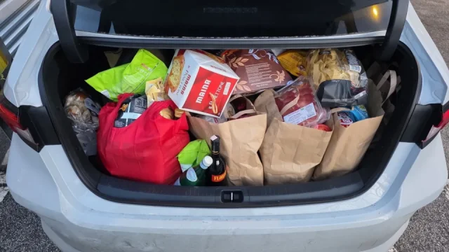 Jeli jsme autem tisíc kilometrů jen kvůli nákupu v supermarketu. Vyplatilo se to