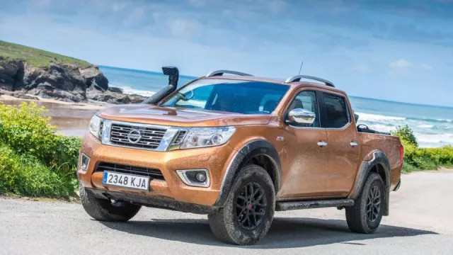 Odolnější než kdy před tím - Nissan Navara OFF-ROADER AT32.