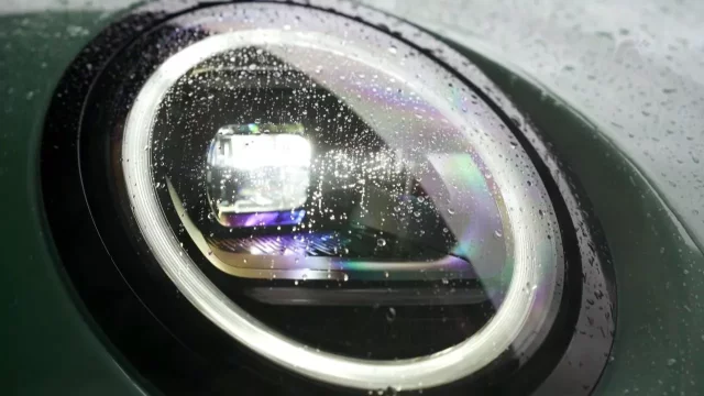 Recenze MINI Cooper S a SE (repríza)