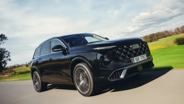Naftový motor V6, pohon 4x4 a sedm míst k sezení. Řídili jsme jedno z nejlepších SUV současnosti