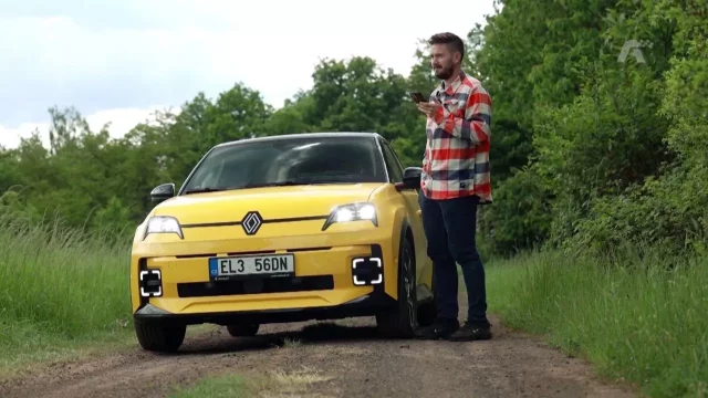 Recenze Renaultu 5 E-Tech 150 k