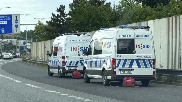 Vzdoroval inspektorům INSID a ujel. Okamžitě si pro něj dojela policie a dopředu varuje další hrdiny