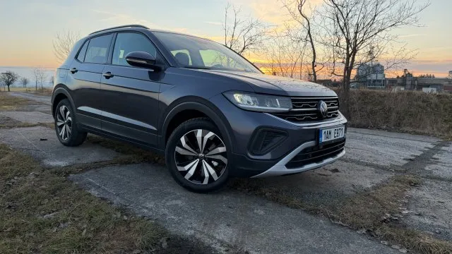 Nejprodávanější Volkswagen T-Cross v Česku má tříválec a akční výbavu. Začíná od 635 tisíc korun