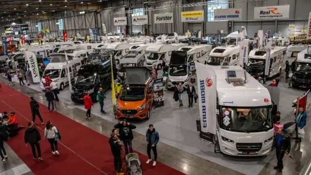 Minikaravany, obytňáky za 10 milionů, pojízdný dům i kempovací Enyaq. Odstartoval Caravaning Brno