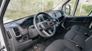 Peugeot e-Boxer L3H2