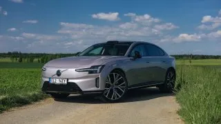 Volvo ES90