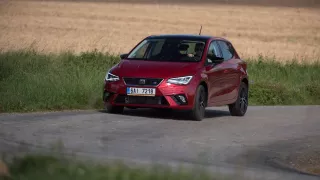 SEAT Ibiza FR 1.0 TSI jízda 8