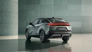 Toyota C-HR+
