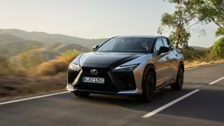 Lexus RZ