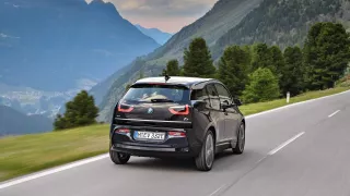 BMW i3S 2018 1