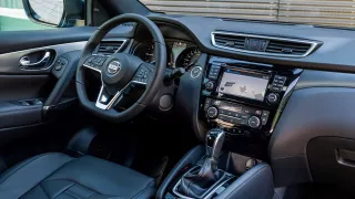 Nissan vylepšil interiér Qashqaie. 3