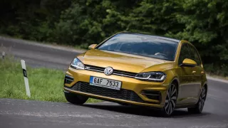 VW Golf 1.5 TSI Evo jízda 17