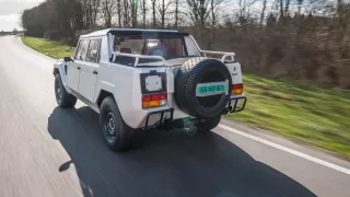 Lamborghini LM002