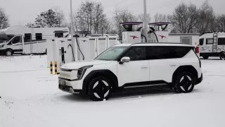 KIA EV9