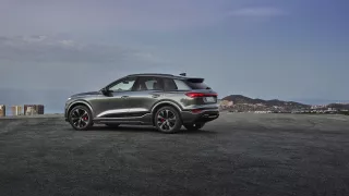 Audi SQ6 e-tron