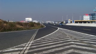 Nové radary na okruhu budou měřit dvojím způsobem. Hlavním důvodem je údajně hluk