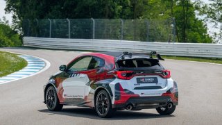 Toyota GR Yaris ve speciálních rallyových edicích jdou do dražby. Přidáte se?