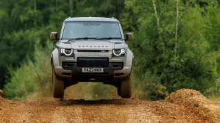 Land Rover Defender OCTA