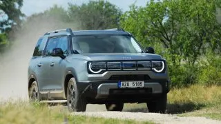 Čínská variace na Jeep je levnější než Kodiaq. Má slušný pohon, ale i pár dětských nemocí
