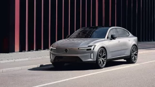 Volvo uvádí na trh zcela nový elektromobil ES90. Ujede až 700 kilometrů a zaujme výkonem