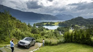 Vyzkoušeli jsme Range Rover Velar. 6