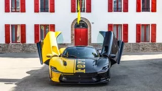 Ferrari Daytona SP3 Tailor Made