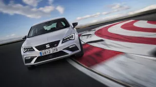 SEAT Leon Cupra