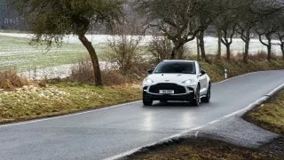 Aston Martin DBX S