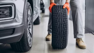 Průvodce výběrem pneumatik, který vám zodpoví všechny otázky