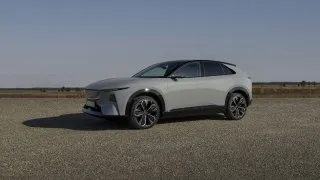 Mazda CX-6e