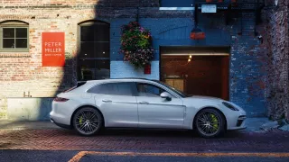 Porsche Panamera Turbo S E-Hybrid Sport Turismo 2