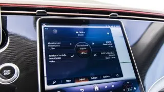 Mercedes-Benz EQE 350+