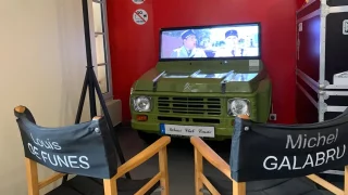 Proslavil je film Četníci ze Saint-Tropez. Plážová otevřená auta na Azurovém pobřeží frčí do dneška